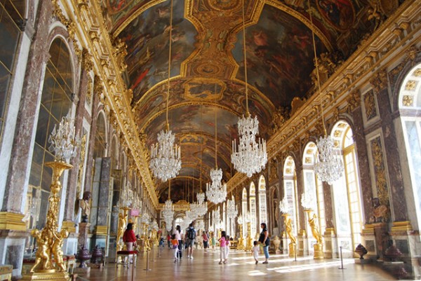 Tham quan cung điện Versailles lộng lẫy!
