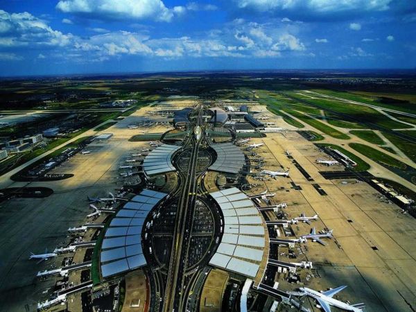 sân bay quốc tế Charles de Gaulle