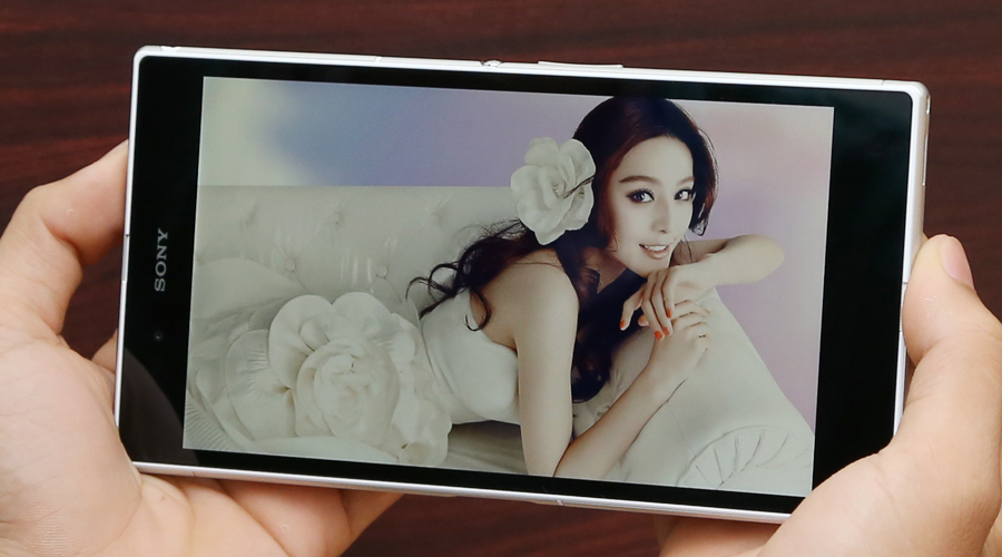 Samsung Galaxy S6, LG G4, iPhone 6, sony-xperia-z-ultra