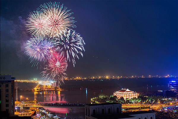 Hình ảnh Tết Dương lịch 2016 sự kiện đón năm mới hấp dẫn ở Sài Gòn