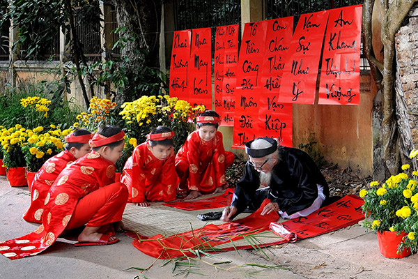 Hình ảnh lễ hội Tết chào đón năm mới Bính Thân ở Sài Gòn