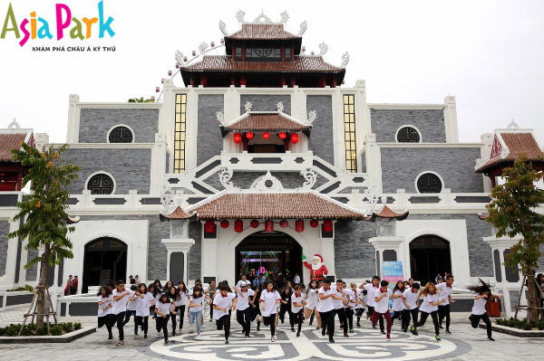 Hình ảnh Tết 2016 và lễ hội Hạt ngọc Trời ở Đà Nẵng