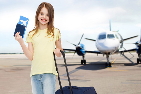 Hình ảnh quy định hàng không khi trẻ em đi một mình