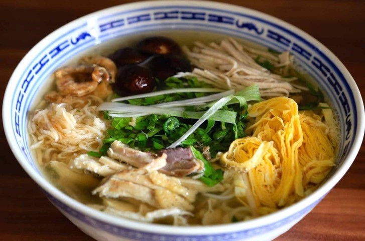 10 món ăn nổi tiếng nhất của Hà Nội - Bún Thang