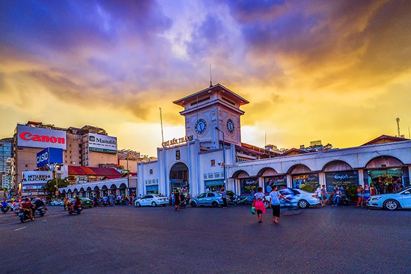 Khám phá chợ Bến Thành - Nét đặc trưng của Sài Gòn