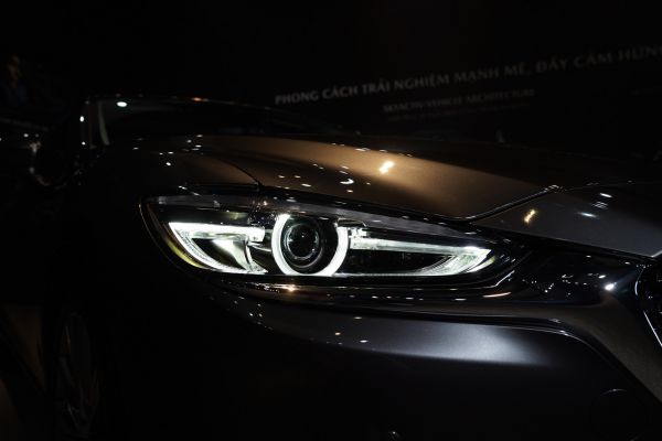 Cụm đèn full LED hiện đại được trang bị trên Mazda 6 all new 2020