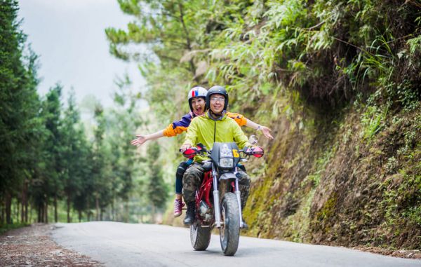 “Phượt” bằng xe máy sẽ cho bạn những trải nghiệm khó quên