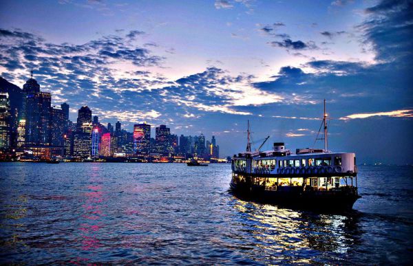 Vịnh Victoria – nơi phát triển bậc nhất Hong Kong