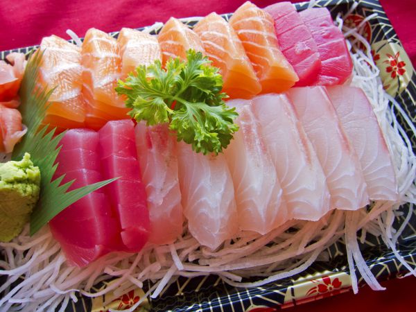 Du lịch Nhật bản đừng bỏ qua món Sashimi nhé!