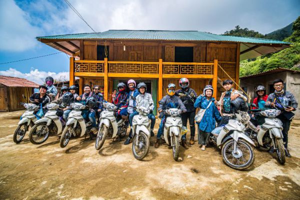 Phượt Hà Giang bằng xe máy được nhiều bạn trẻ yêu thích
