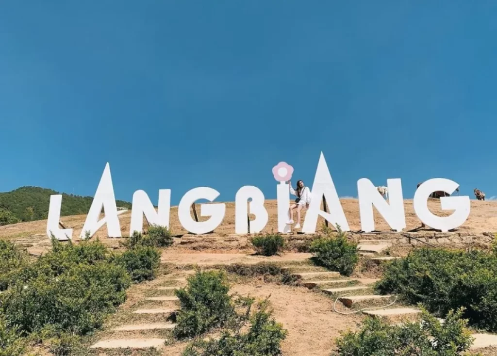 Núi LangBiang