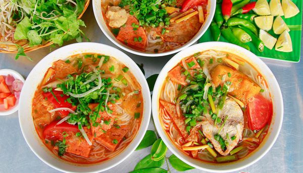 Bún chả cá là một trong những món ăn đặc trưng của miền Trung Việt Nam.