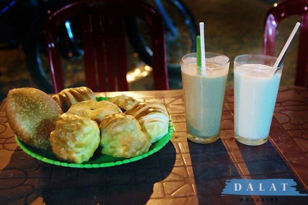 Sữa đậu nành đã trở thành thức uống yêu thích của nhiều du khách khi đến Đà Lạt