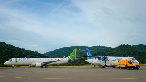 Vietnam Airlines và Bamboo Airways là 2 hãng hàng không khai thác chuyến bay đi Côn Đảo