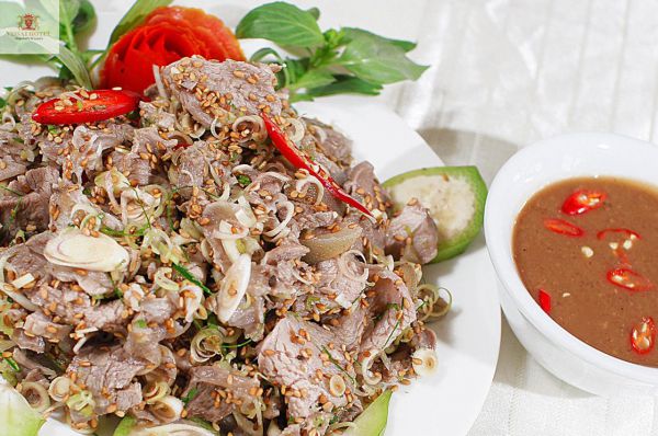 Thịt dê - Đặc sản nổi tiếng của Ninh Bình