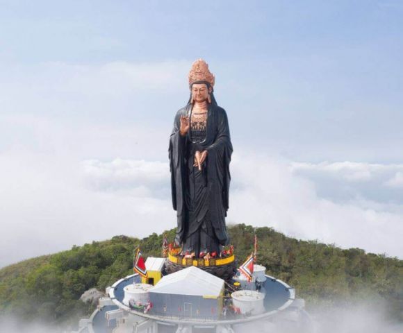 Tượng Phật Bà Núi Bà Đen Tây Ninh cao nhất Châu Á