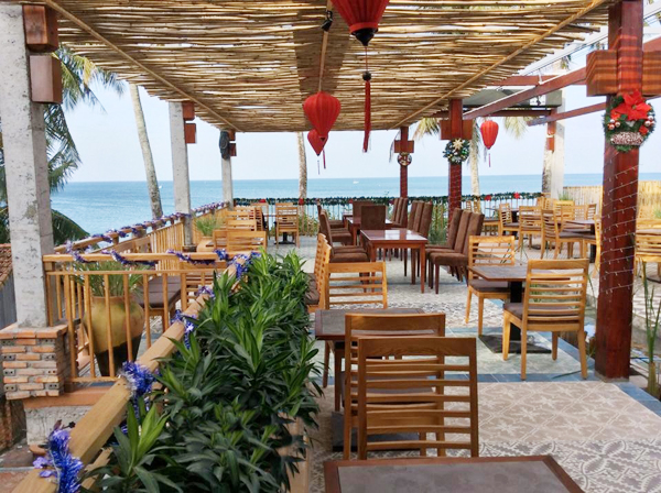 I Love Phu Quoc - Một trong những quán bar view biển cực chill ở Phú Quốc