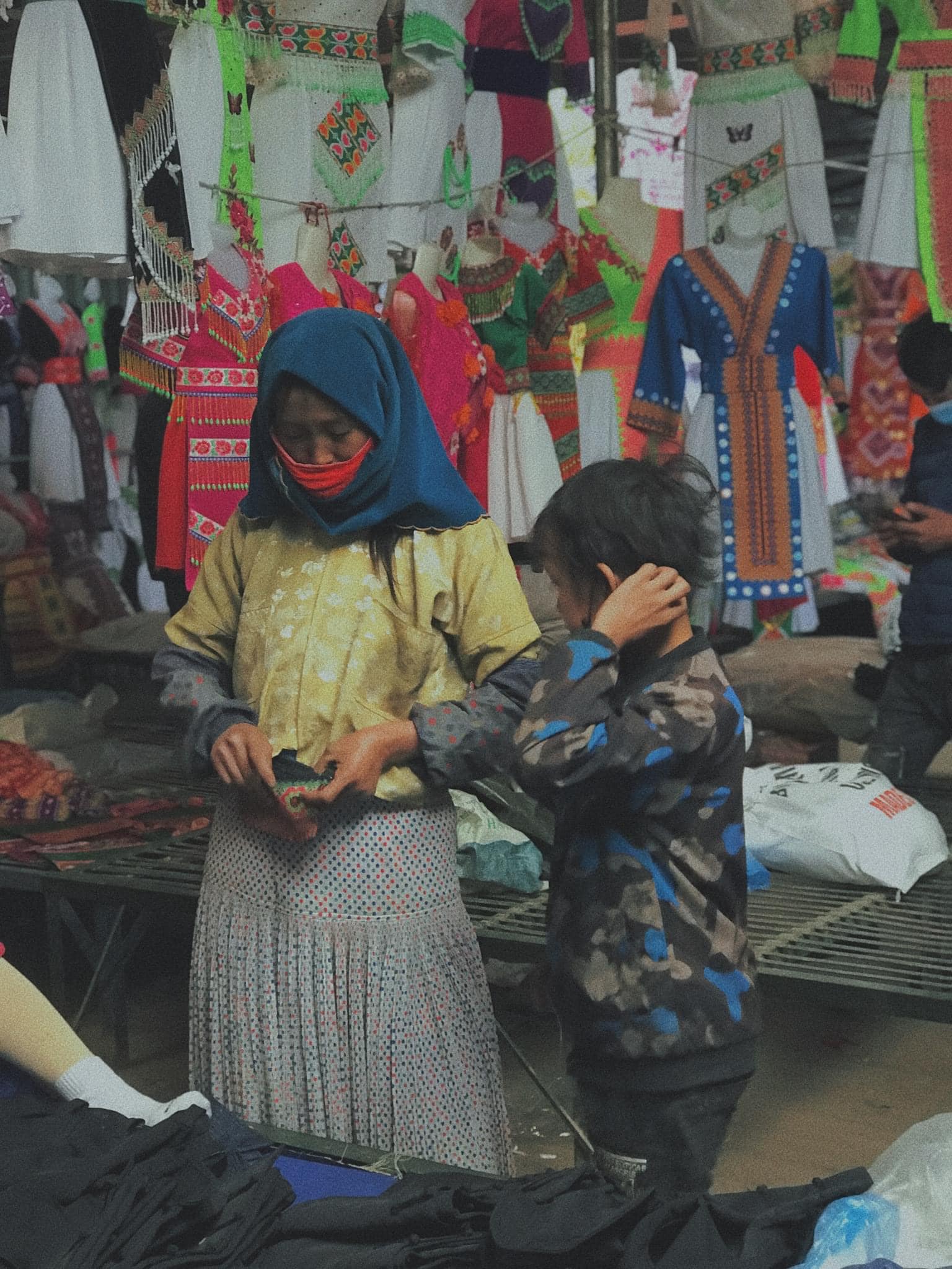 Hay đi chợ cổ Đồng Văn để tìm hiểu về nét sinh hoạt văn hoá truyền thống đặc trưng của người dân địa phương