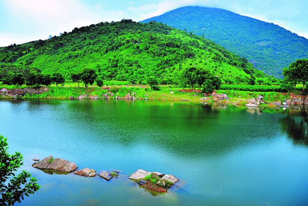 Điểm du lịch Tây Ninh - Hồ Núi Đá