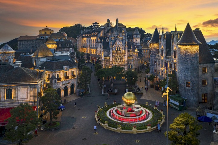 Bà Nà Hills là một trong những địa điểm du lịch nổi tiếng tại Đà Nẵng 