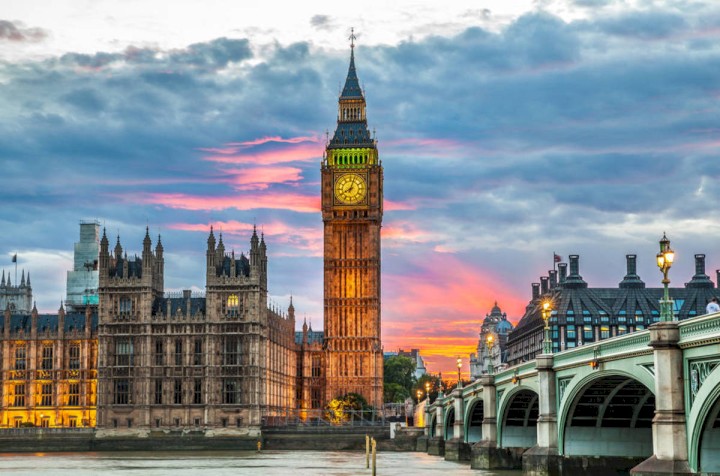 Tháp đồng hồ Big Ben Biểu tượng của đất nước Anh