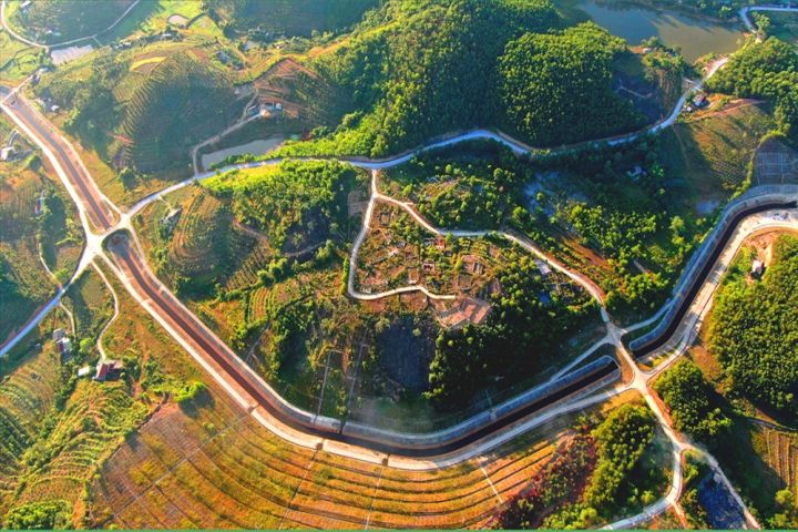 Vườn Quốc gia Vũ Quang nhìn từ trên cao