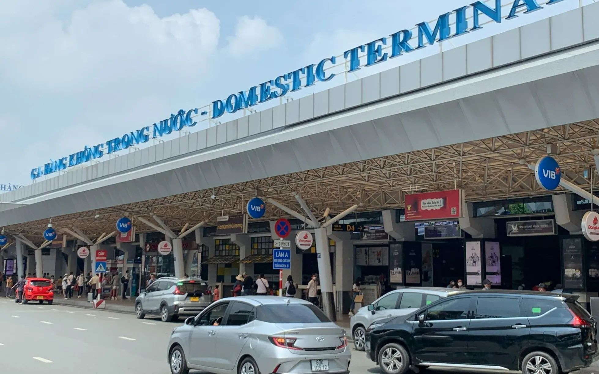 Sân bay Tân Sơn Nhất, Sài Gòn