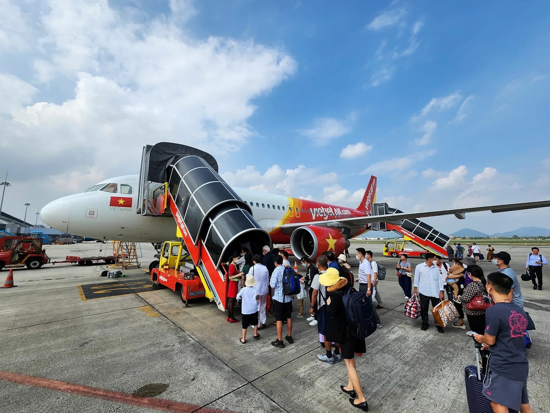 Vietjet Air là một trong những hãng hàng không khai thác vé máy bay Đà Nẵng đi Đà Lạt giá rẻ