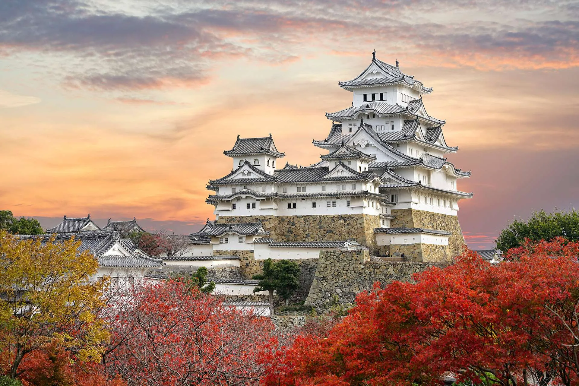 Lâu đài Himeji - Jo là công trình đặc trưng cho kiến trúc cổ điển Nhật Bản